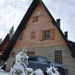 A Apartman *