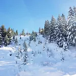 شقة إيه